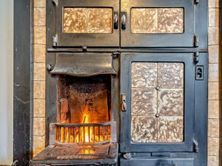 2 Bed in Llangynidr BN052 - 7