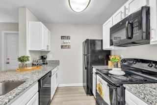 Casa Marigold ATX - Cozy Stay - Near DT & Airport - Austin - 3