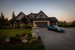 Close to Thunderbird! Your Premier Luxury Getaway! - Aldergrove - 9