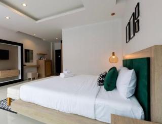 The Kris Luxury - Patong Beach - 8