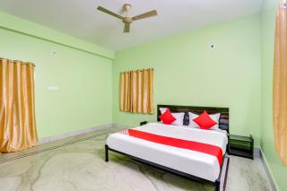 Hotel O M Palace - Cuttack - 3