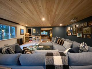 Elk Lodge - 8