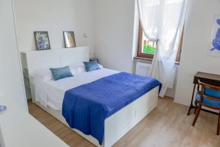 Ines Lake Garden - with private parking & garden - Salò - 0