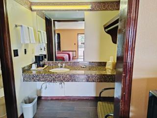 Hotel O Victorian Inn Athens TX - Athens - 3