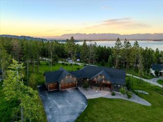 Luxe Lakeside New Build by Flathead Lake Speakeasy - Somers - 0