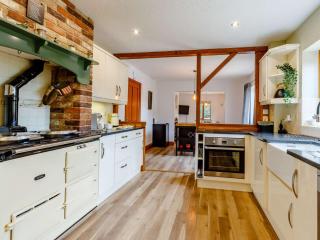 6 Bed in Lyme Regis 80470 - Axminster - 6