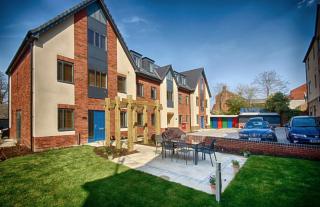 Luxury 2 bedroom Flat with Parking - Norwich - 2