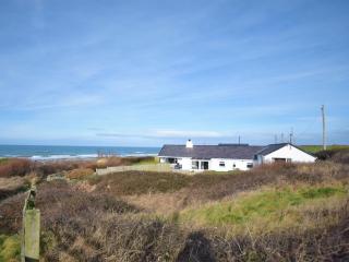 3 Bed in Aberdesach 90623 - 0
