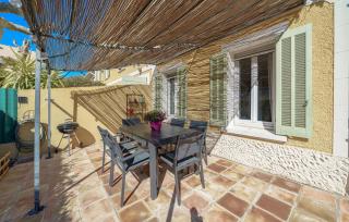 3 Bedroom Lovely Home In Sanary-Sur-Mer - Sanary-sur-Mer - 9