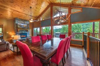 Golden Oak Lodge by Stony Brook Cabins - 8
