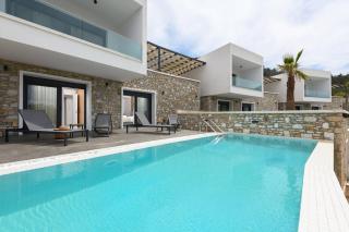 Thea Luxury Living - Pachis - 0