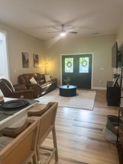 3 Bedroom house in Burnside - walking distance to the lake - Burnside - 1