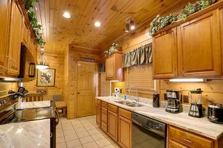 Magic Moments by Venture Smoky Mountains - 6