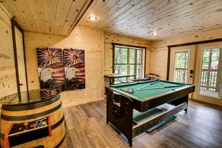 Lucky Eagle by Venture Smoky Mountains - 9