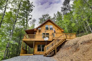 Lucky Eagle by Venture Smoky Mountains - 8
