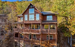 Majestic View Lodge by Venture Smoky Mountains - 3