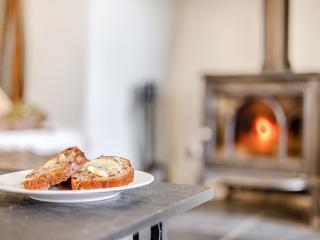 2 Bed in Betws-y-Coed SKN03 - 5