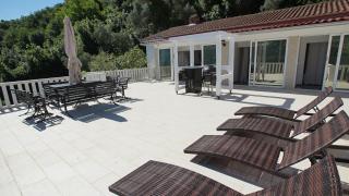PENTHOUSE STOLIV New SPA-POOL Villa is located 5m from the sea, Exclusive Terrace,Private Jetty wih Sunbeds, Pebble Beach, Secluded location Total area 375m2 at your disposal - Kotor - 1