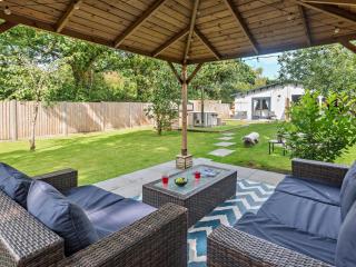 2 Bed in Hambledon 95357 - Hambledon - 0