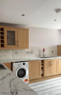 River facing apartment - sleeps 4 - with parking - Inverness - 5