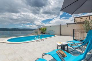 House Mimica - 5