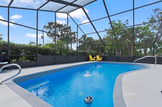 Gameroom Canal Large Dock Pool 6 Beds - 9