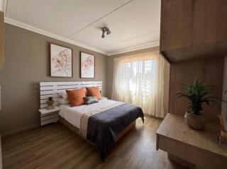 ANN CRES, SANDOWN, Sandton - 0
