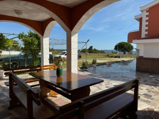 Al Mar Apartments - 3