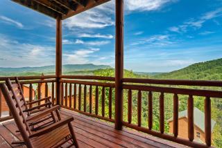 Mountain Paradise Lodge by Venture Smoky Mountains - 6