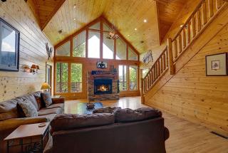 Mountain Theater Lodge by Venture Smoky Mountains - 7