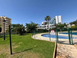 Le Corbusier Pool AC Parking Benalmádena Andra - Benalmádena - 8