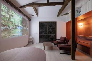 Private Villa 3 minutes from bus stop - in the meantime - 1