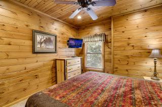 Mountain Treasure by Venture Smoky Mountains - 2