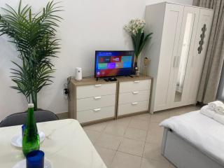 Nice Studio On Marina Walk - 8