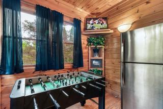Pigeon Forge Retreat by Venture Smoky Mountains - Pigeon Forge - 3