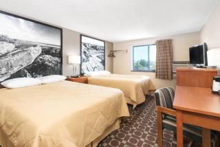 Super 8 by Wyndham Miles City - Miles City - 1