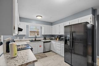 Rocky Top Retreat by Venture Smoky Mountains - 8