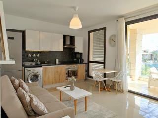 Comfy 1 Bedroom In Gcribs Compound Pool View in ElGouna - El Gouna - 9