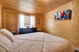 Smokey Mountain Hideaway by Venture Smoky Mountains - Sevierville - 1
