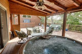 Smoky Mountain Chalet & Lodge by Venture Smoky Mountains - Sevierville - 7