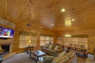 Take Me Away by Venture Smoky Mountains - 1