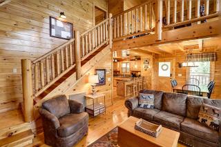 Smoky View Cabin by Venture Smoky Mountains - 2