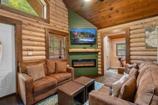 The Hideaway at Grassy Branch by Venture Smoky Mountains - 3