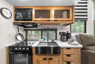 Glamping at KY Lake 1 min from Carper Cove - 9