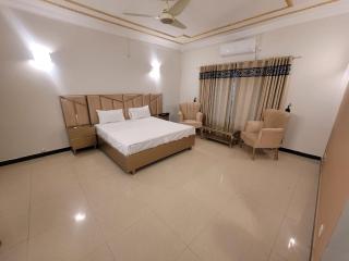 Islamabad Lodge - Islamabad - 7
