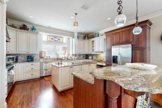 Cottage House #201 - 2