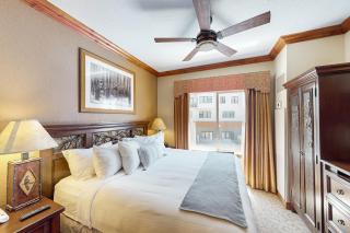 Westgate SlopeSide Sanctuary #3818 - 6