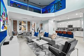 Disney Home with Pool, Spa & Game Room, Near Parks - 3