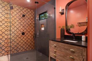 An Ololo #1 private firepit and hot tub - Fredericksburg - 8