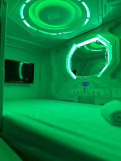 Green Caps - 6